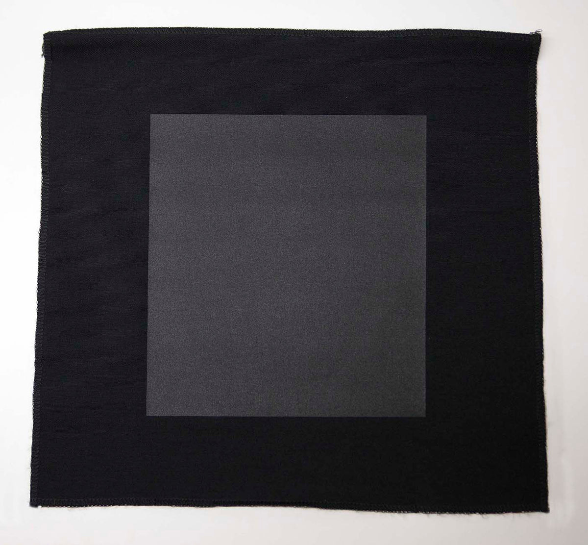 2127 Vulcanized kneepocket - Zwart